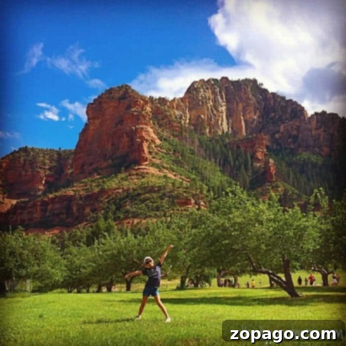 Sedona Arizona: A breathtaking view of the iconic red rock landscape. Panoramic view of Sedona's iconic red rock formations under a clear blue sky, capturing the vast beauty of Arizona's landscape.