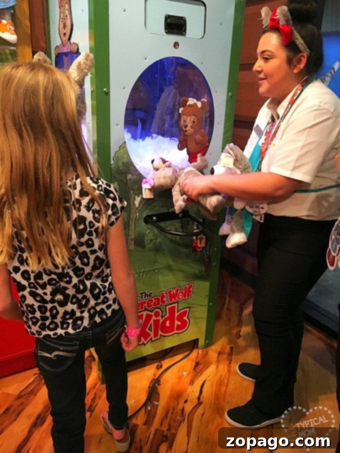 Great Wolf Lodge Creation Station for Kids