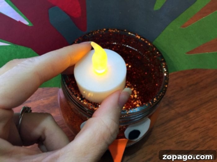 Budget-Friendly Thanksgiving DIYs 11 Easy Glowing Turkey Craft: Final Result for Thanksgiving Decor