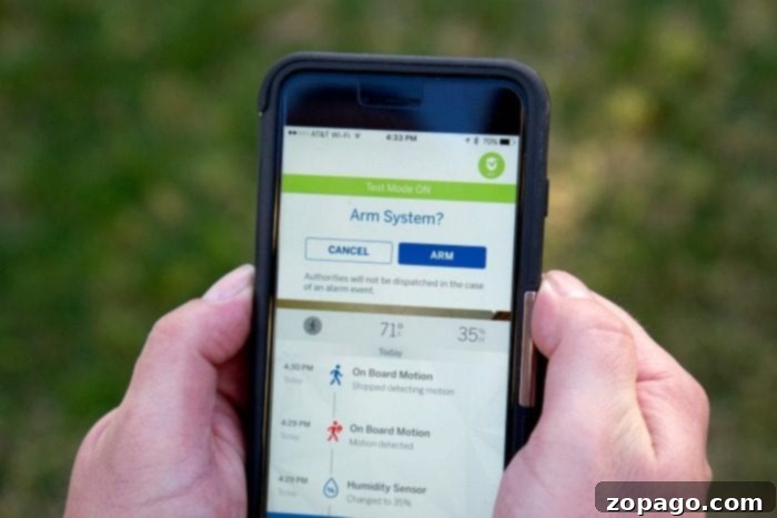 Intelligent Home Security 3 Smart security system with one-touch arming and disarming