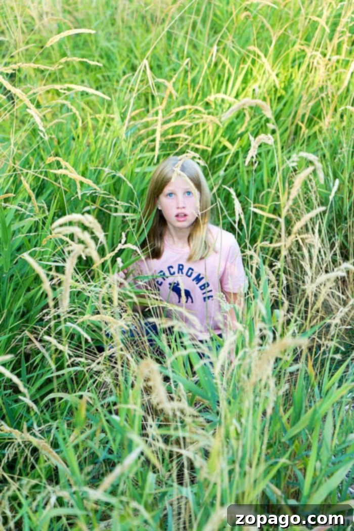 Explore Abercrombie Kids' collection of comfortable and durable jeans for girls, featuring both trendy ripped styles and classic options, all designed for active school days and fun weekends. #abercrombiekids #rippedjeans #classicjeans #girlsdenim #kidswear #backtoschoolstyle abercrombie kids ripped jeans and classic jeans for girls