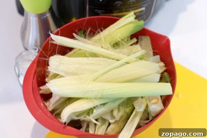 What to do with corn husks. What to do with corn husks after cooking