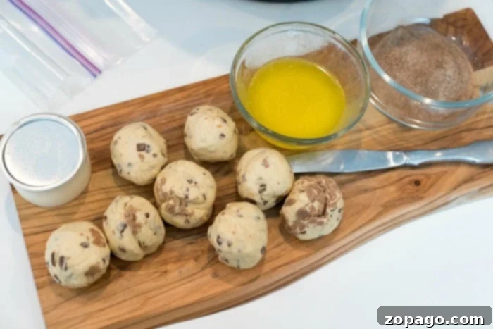 Easy Air Fryer Donut Balls 3 cinnamon roll donuts